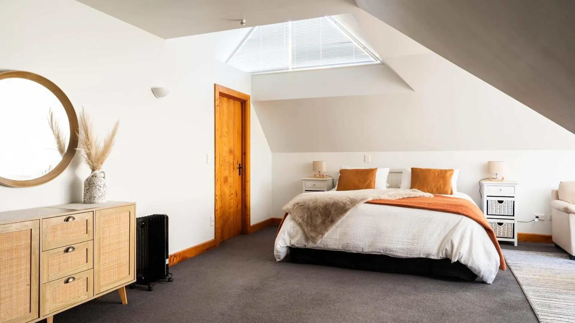 Country Apartment Paraparaumu